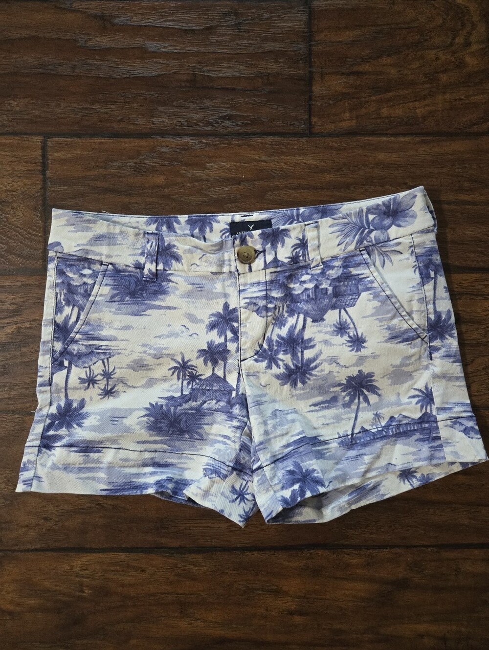 American Eagle Tropical Print Women’s Shorts - Blue/White Size 8